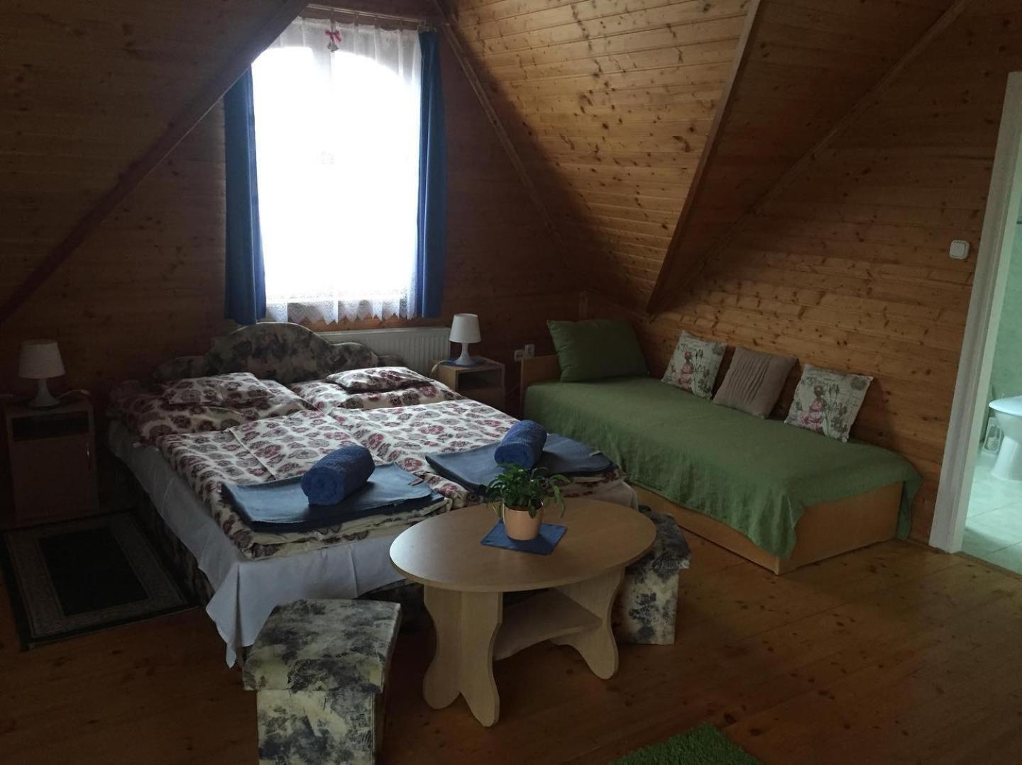 Hubertus Vendeghaz Hotell Parád Eksteriør bilde